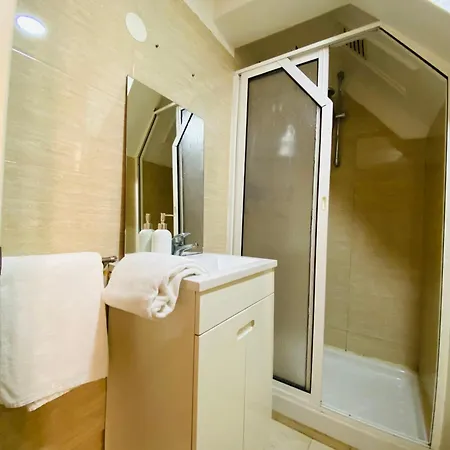 Alfama Charm - Authentic Experience * ליסבון