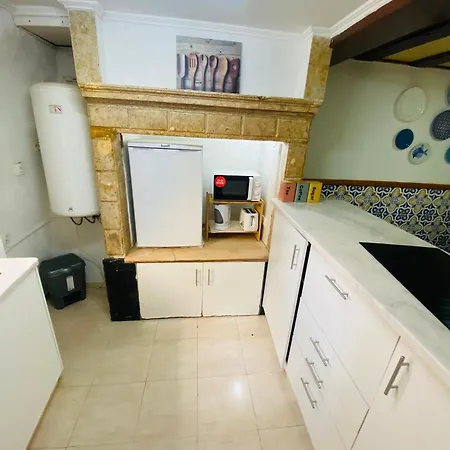 Alfama Charm - Authentic Experience דירה